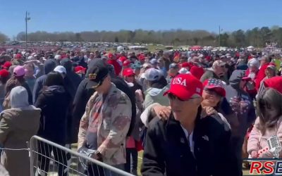 MASSIVE Crowd for President Trump in Georgia — THOUSANDS Line Up Early to See Donald Trump in Commerce, GA
