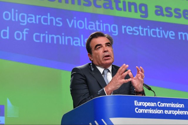 EU Dependence on Russian Oil Derails Brussels Sanctions Push