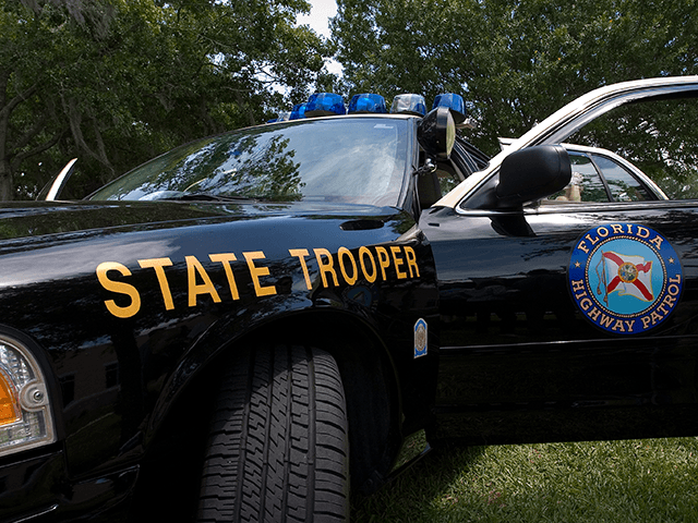 BORDER TOWN USA: Human Smuggler Arrested with Migrants in Florida Traffic Stop